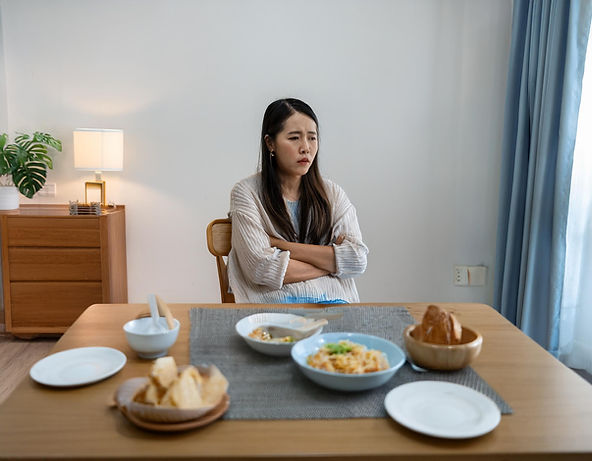 產後憂鬱會食慾改變： 過度飲食或食慾不振
