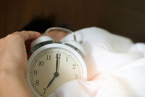 睡眠不足會讓你胖起來?了解背後的3個原因,教你如何通過改善睡眠避免體重上升! 3 充足的睡眠很重要!
