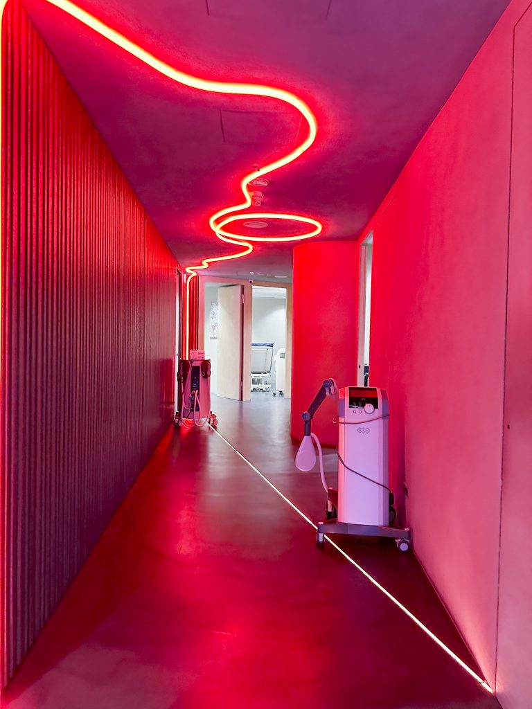 EMFACE菲斯波非侵入式臉部肌肉拉提療程與3D影像術後對比分析